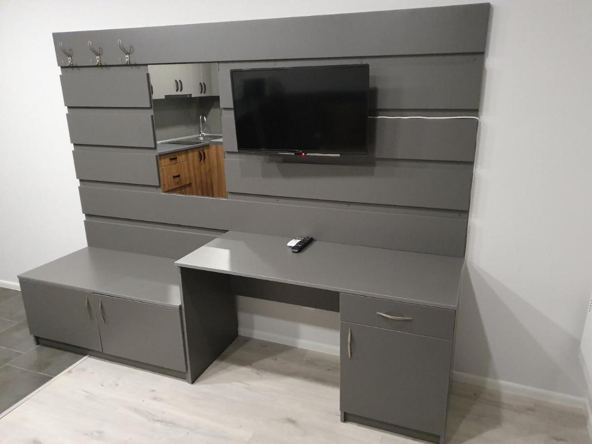 Silver Star Apartment Uzhhorod Bagian luar foto